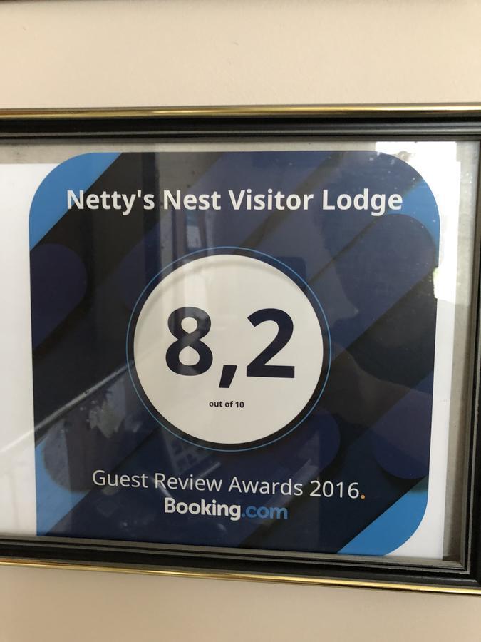 Netty'S Nest Visitor Lodge Saskatoon Exterior photo